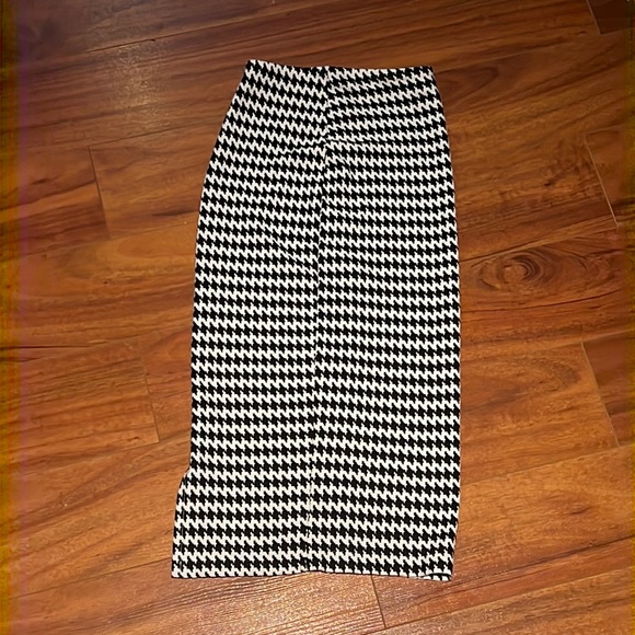 American apparel houndstooth pencil skirt with slit - Picture 2 of 6